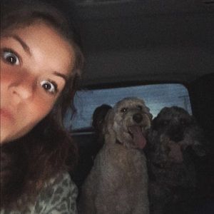 Meet your Posher, Elaina